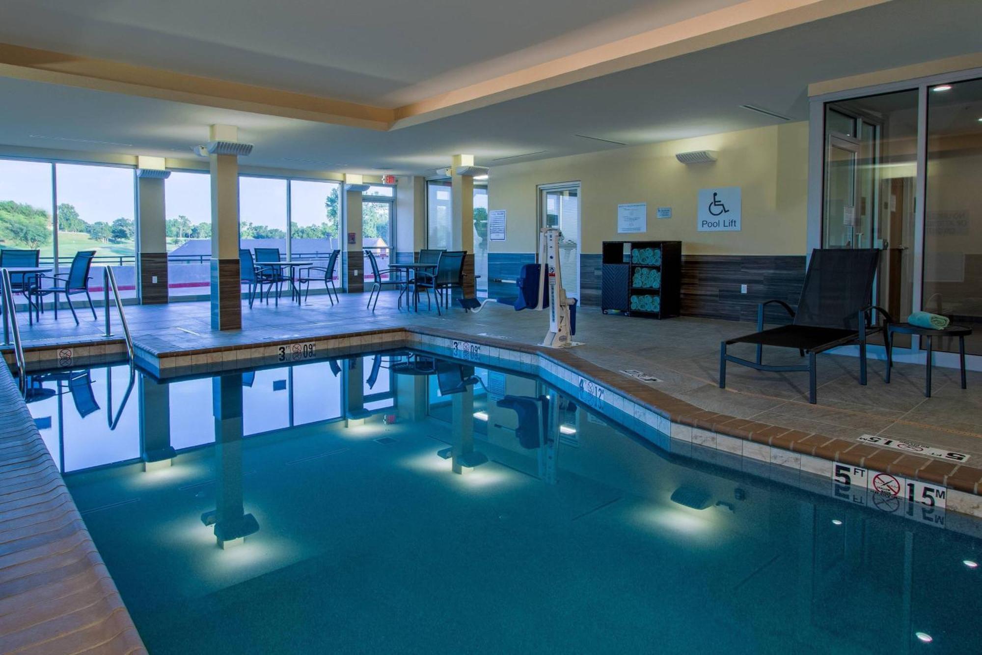 Fairfield Inn & Suites Duncan Ngoại thất bức ảnh
